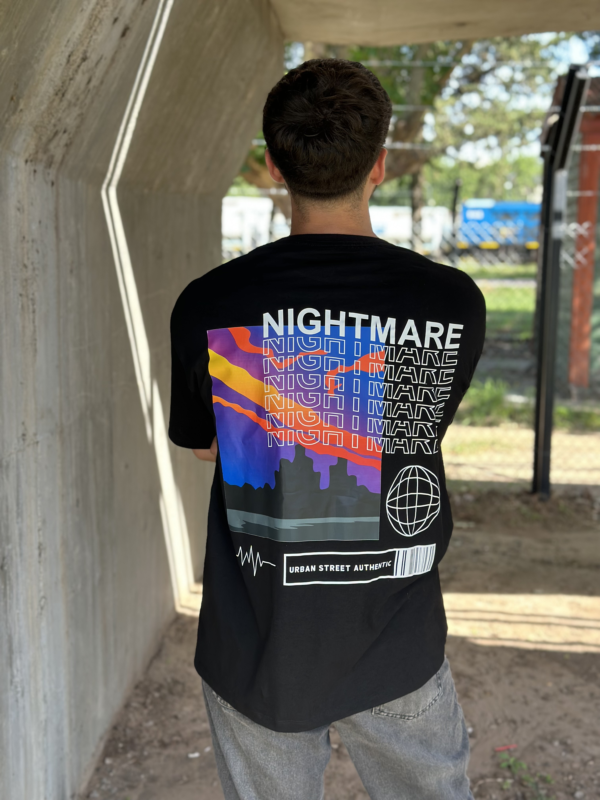 Remera oversize Nightmare - Image 2